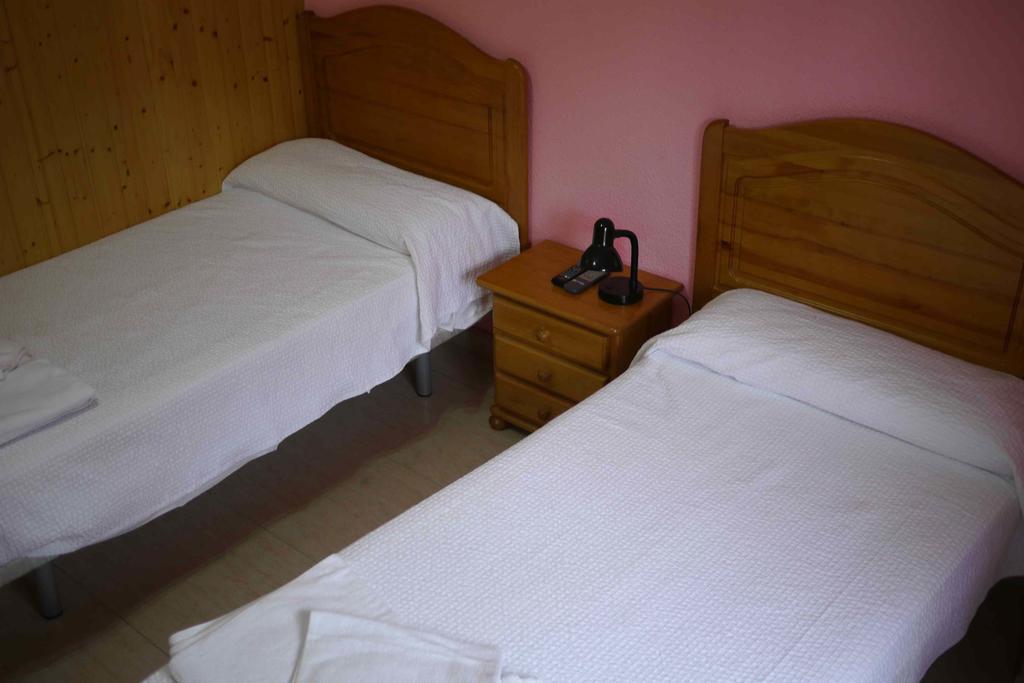 Hostal El Alba Brunete Quarto foto